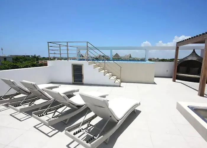 Vip! Pent-house With Your Private Pool & Chairs 2 Bedrooms